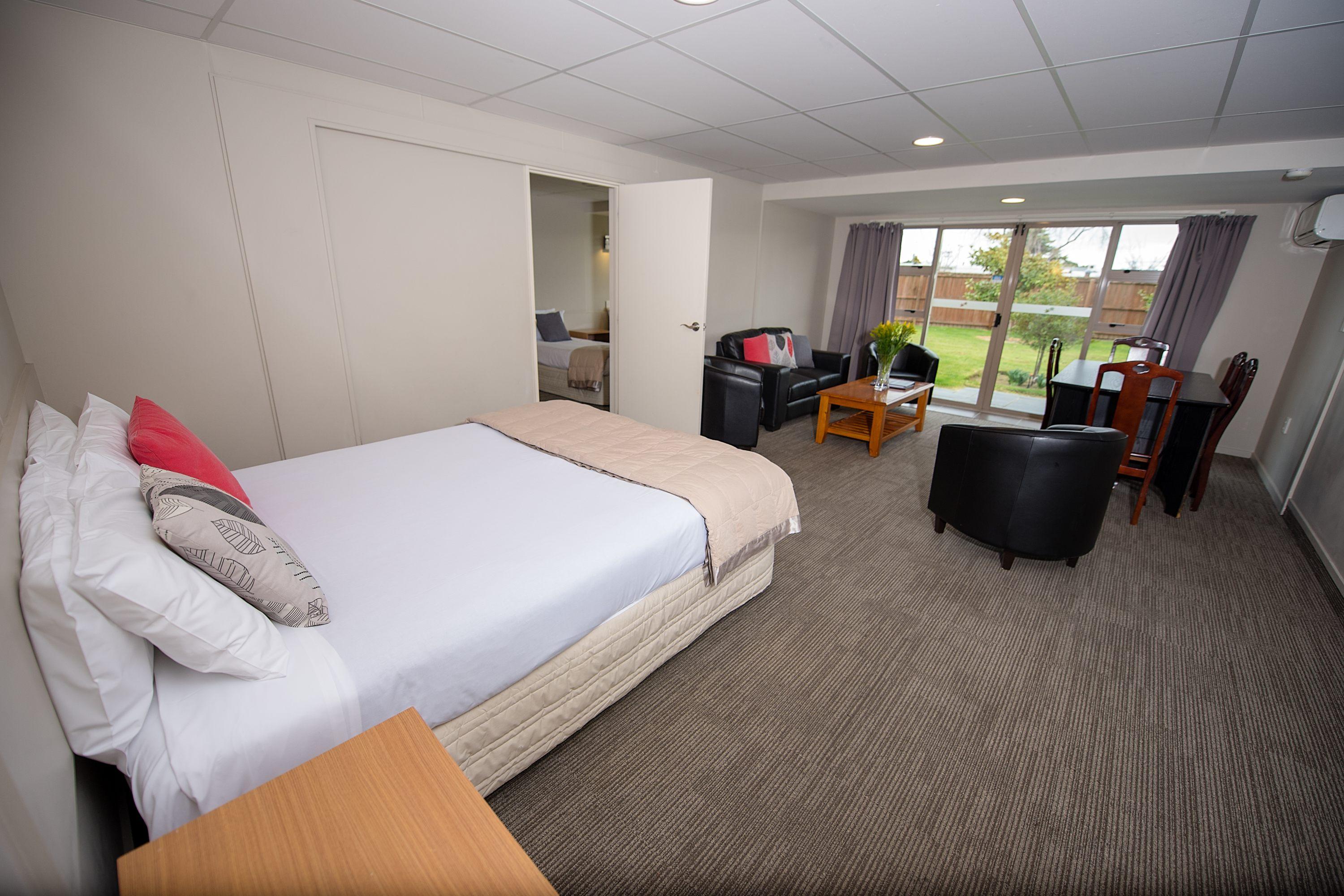 The Garden Hotel Christchurch Exterior photo