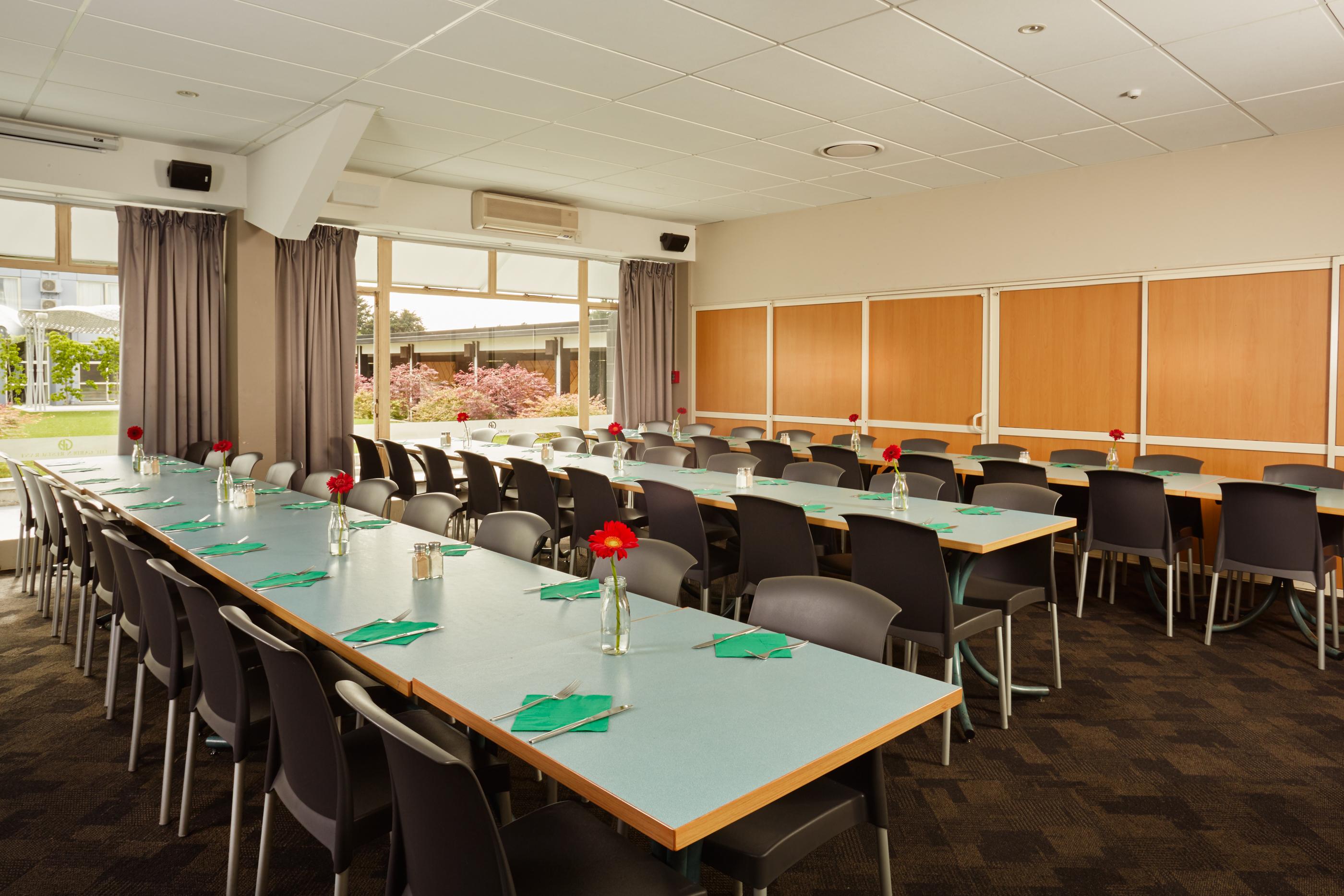 The Garden Hotel Christchurch Exterior photo