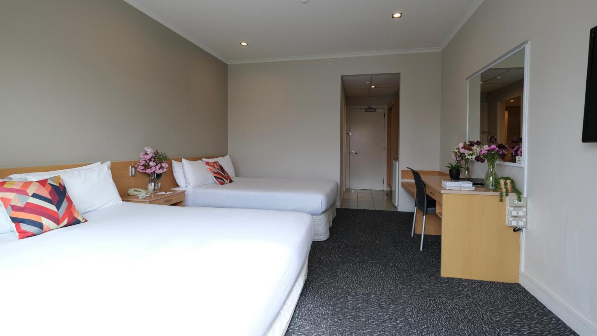 The Garden Hotel Christchurch Exterior photo