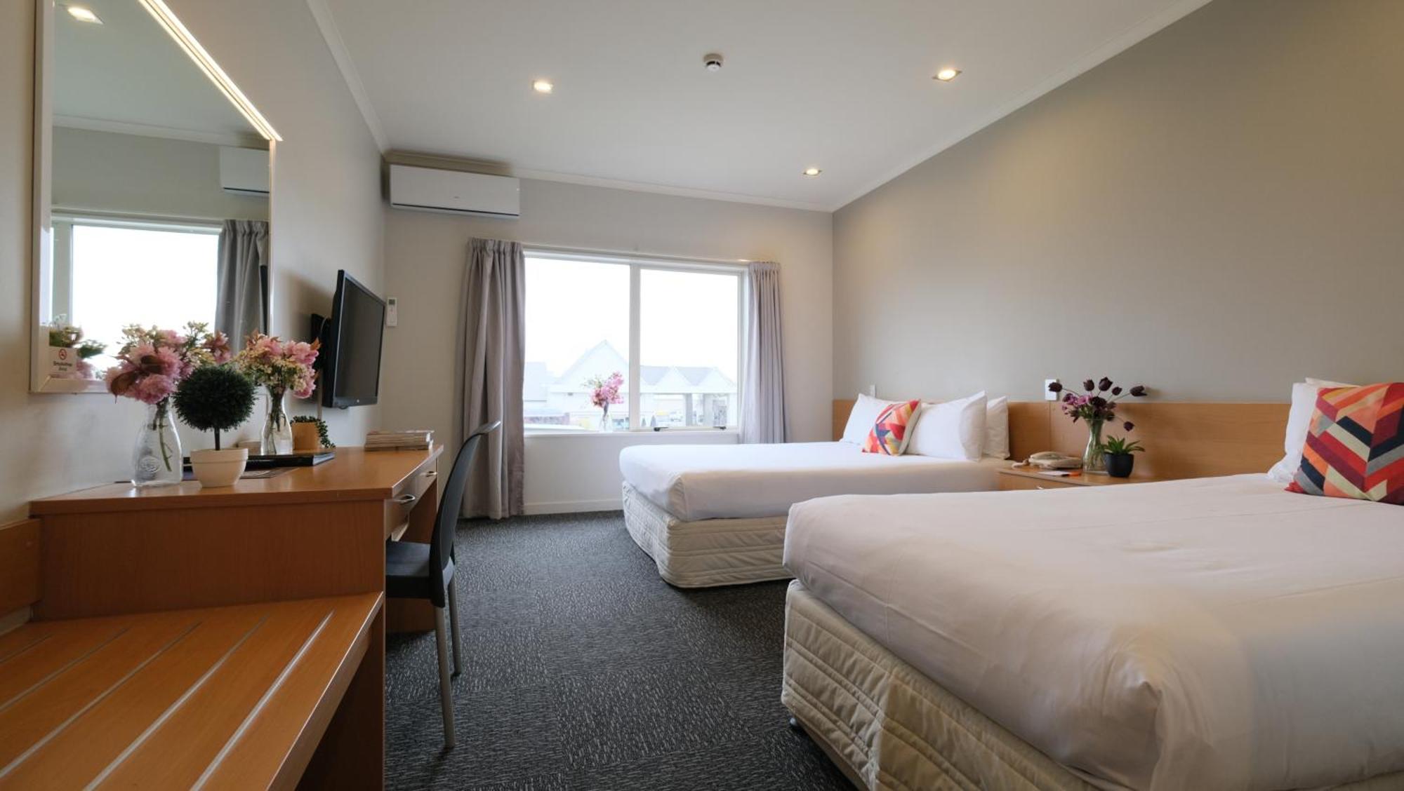 The Garden Hotel Christchurch Exterior photo