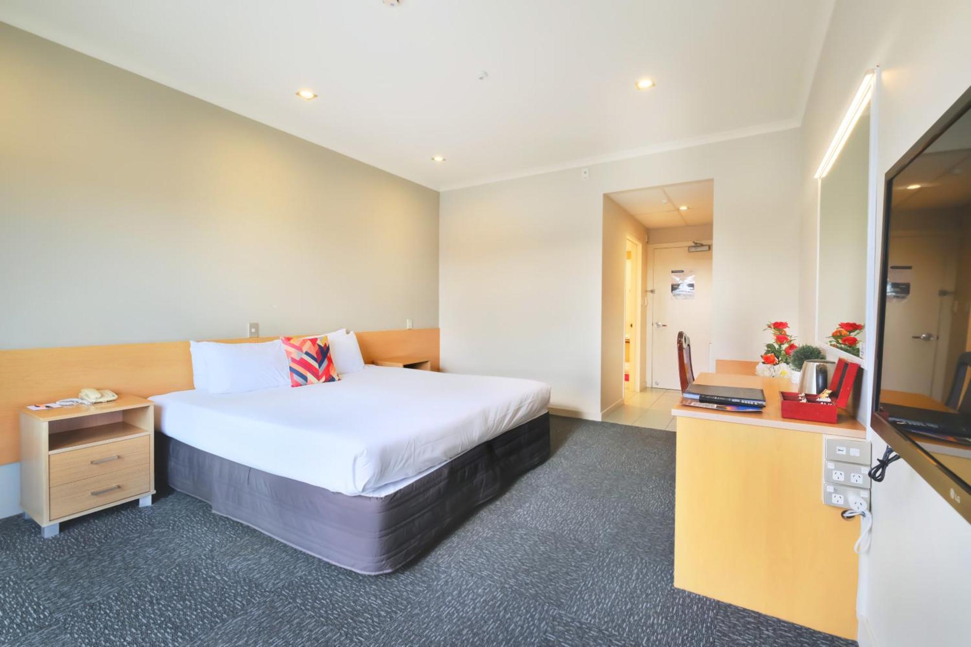 The Garden Hotel Christchurch Exterior photo